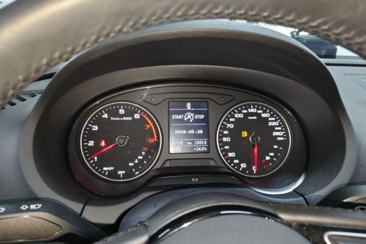 Audi A3 2019 car image #16
