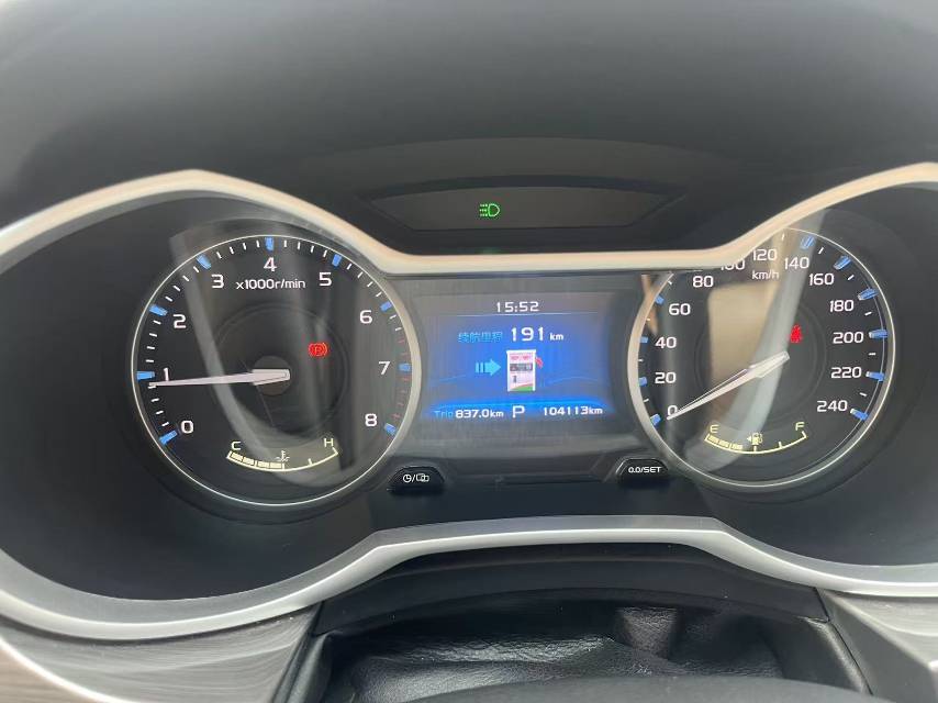 GEELY Emgrand 2017 car image #7