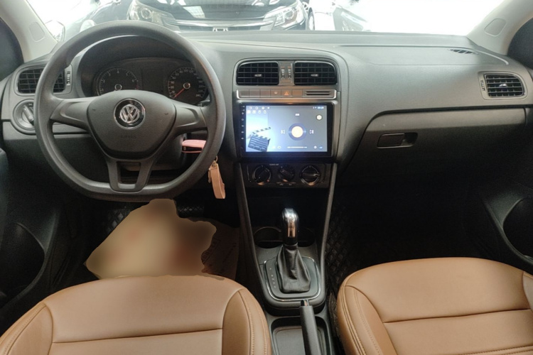 Volkswagen Polo 2017 car image #10