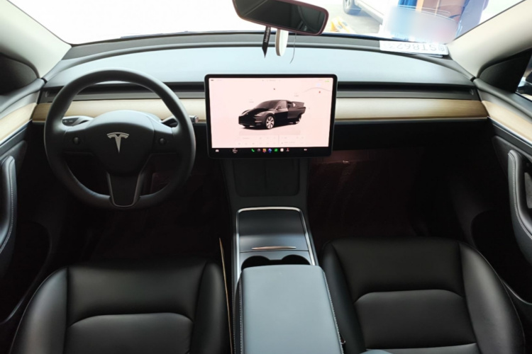 Tesla Model Y 2022 #10 Tesla Model Y 2022 immagine di auto #10