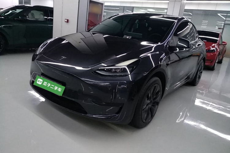 Tesla Model Y 2024 #2 Tesla Model Y 2024 immagine di auto #2