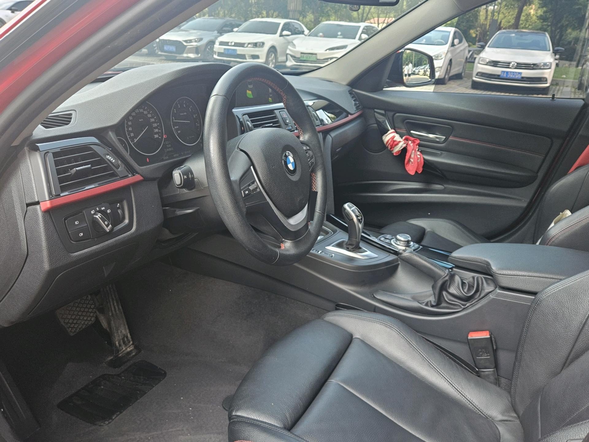 BMW 3 Series (Imported) 2013 car image #9