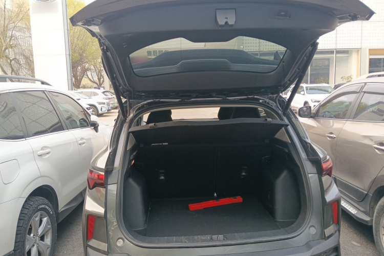GEELY Coolray 2023 car image #19