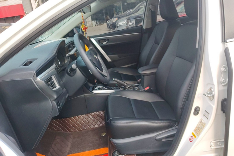 Toyota Corolla 2018 car image #15