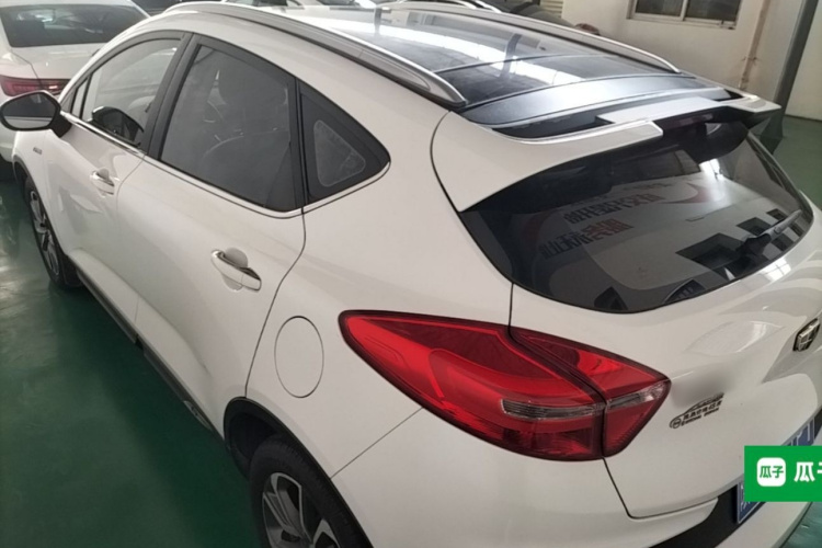 GEELY Emgrand GS 2018 car image #5