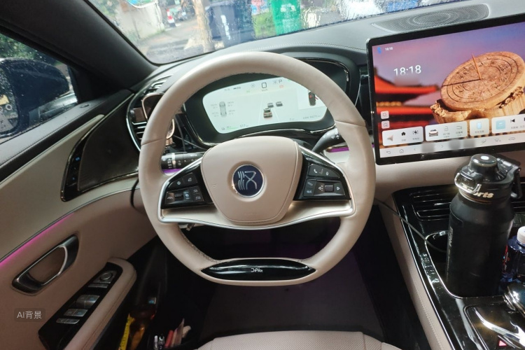 BYD Han 2025 car image #12