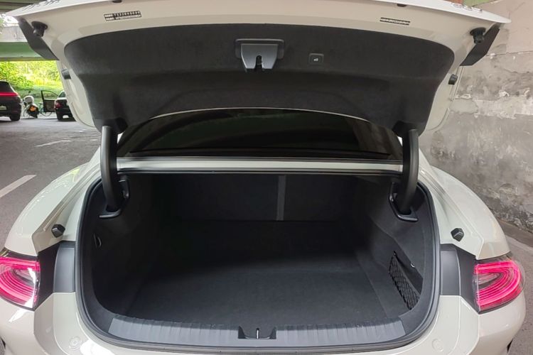 MI SU7 2025 imagem de carro #21