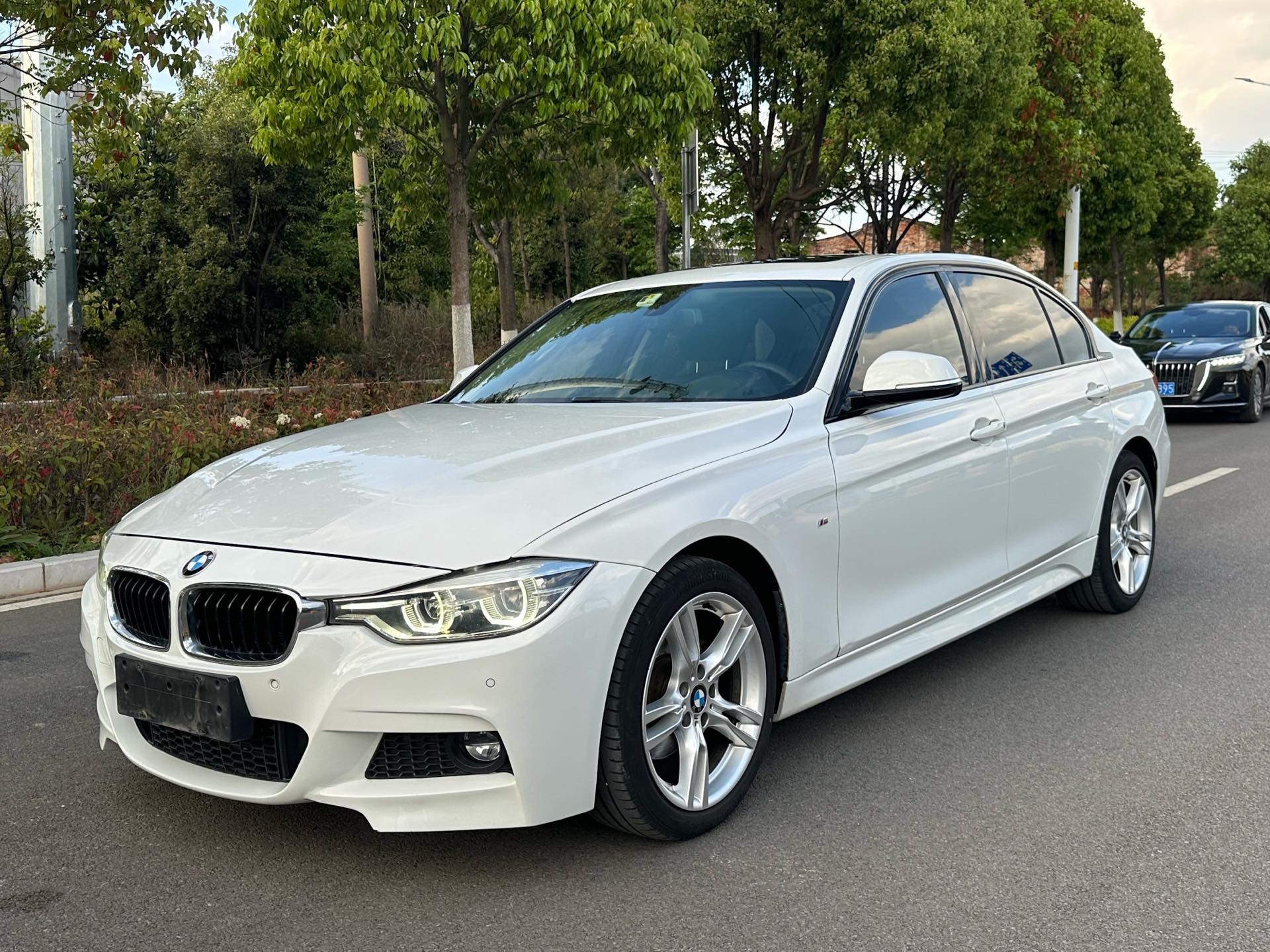 BMW 3 Series 2018 BMW 3 Series 2018 car image