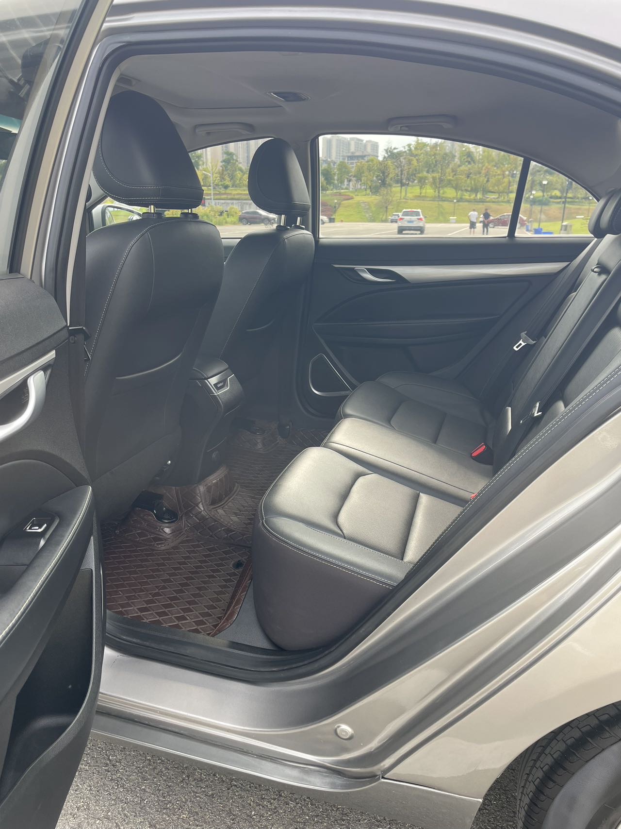 GEELY Emgrand 2020 car image #6