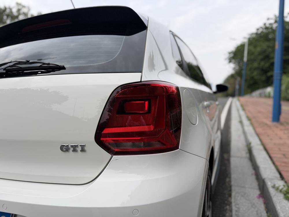 Volkswagen Polo 2016 car image #6