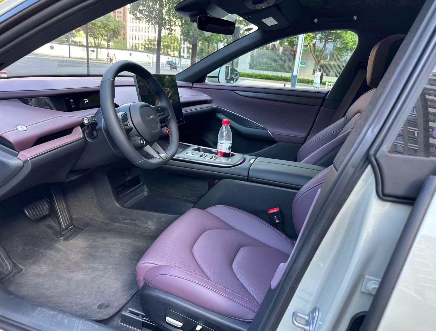 MI SU7 2025 car image #4