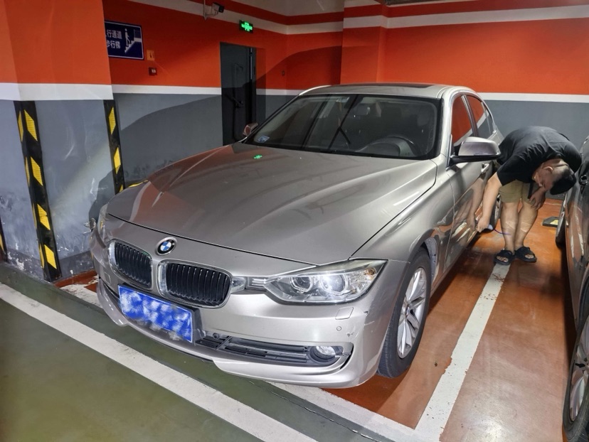 BMW 3 Series 2014 BMW 3 Series 2014 car image