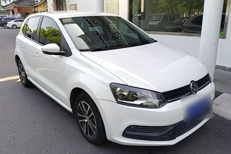 Volkswagen Polo 2018 car image #4
