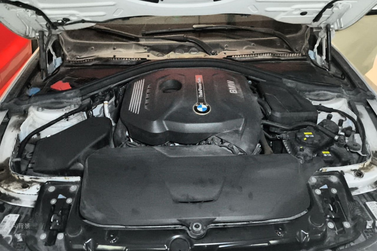 BMW 3 Series 2018 #22 BMW 3 Series 2018 car image #22