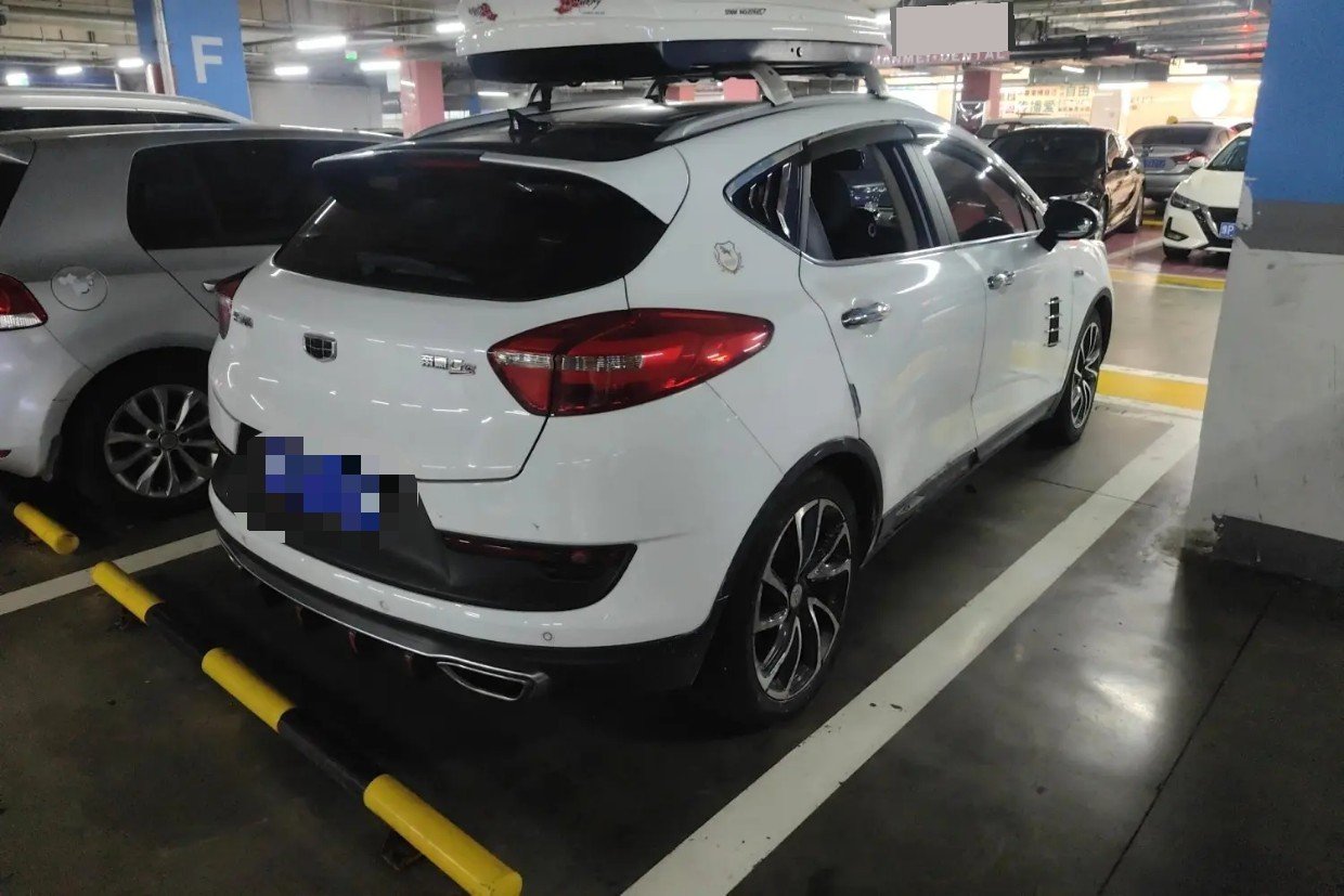 GEELY Emgrand GS 2018 immagine di auto #4