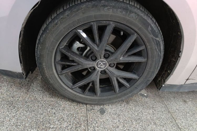 BYD Han 2024 car image #9