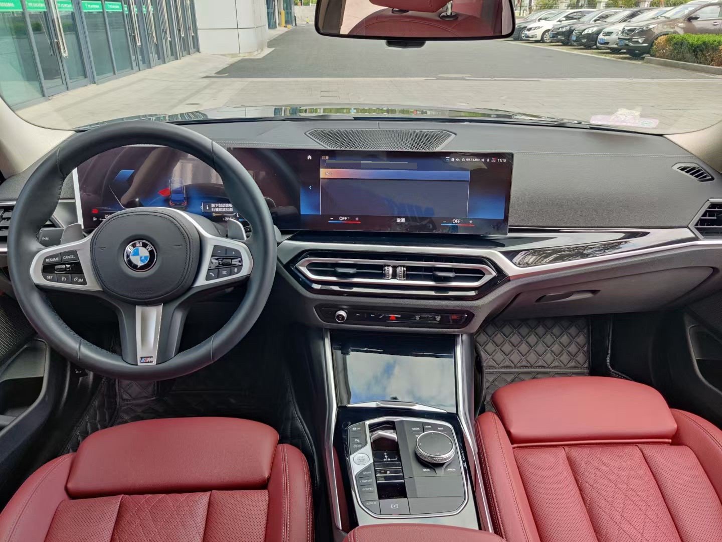BMW 3 Series 2024 #6 BMW 3 Series 2024 car image #6