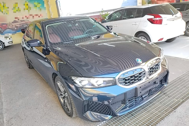 BMW 3 Series 2024 car image #6