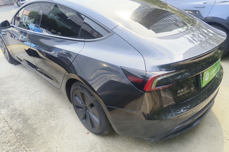 Tesla Model 3 2024 #5 Tesla Model 3 2024 car image #5