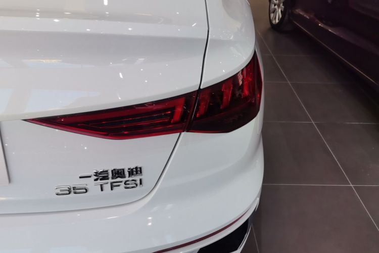 Audi A3 2024 صورة سيارة #8