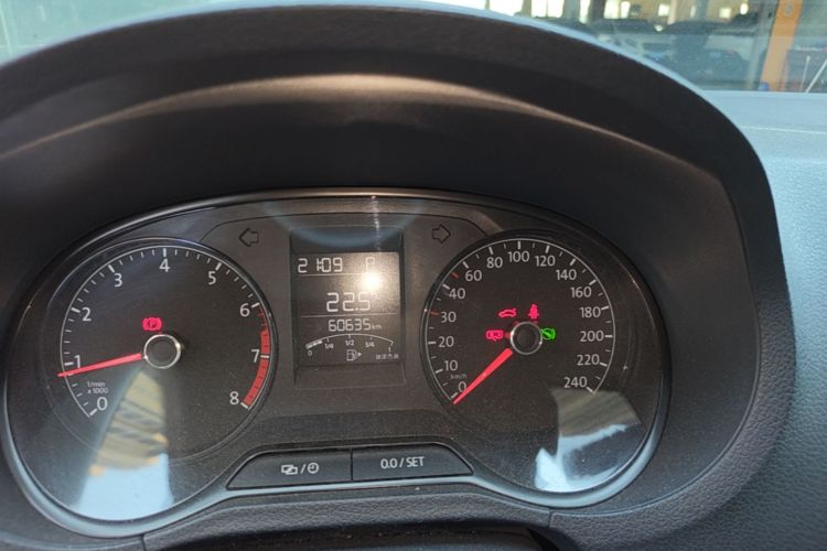 Volkswagen Polo 2016 #12 Volkswagen Polo 2016 car image #12