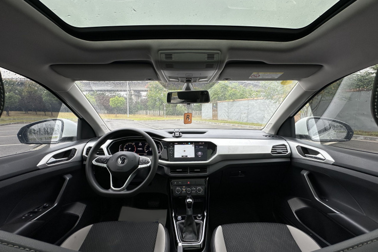 Volkswagen Tacqua 2023 car image #10