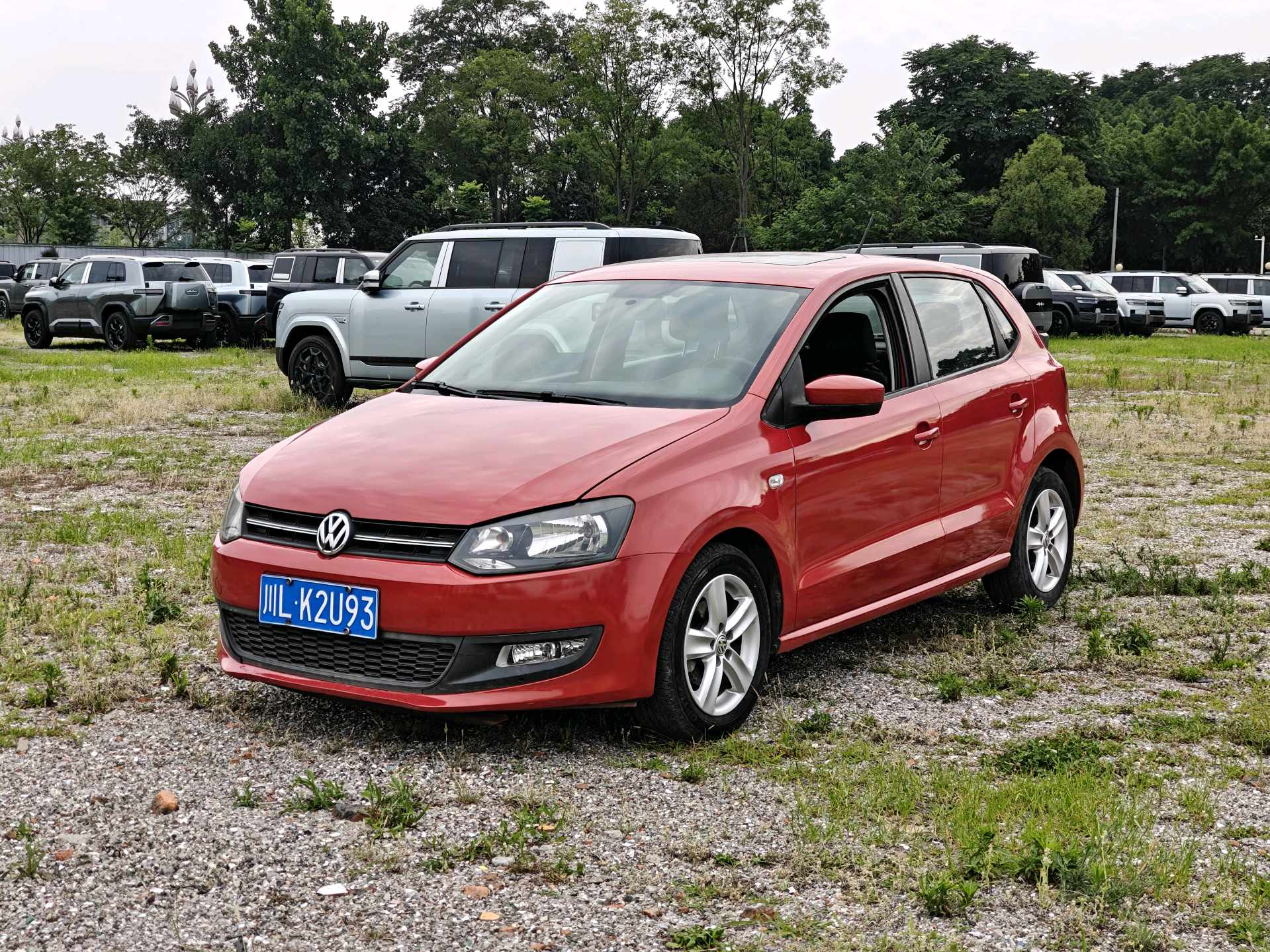 Volkswagen Polo 2012 car image 