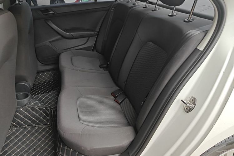 Volkswagen Santana 2021 car image #17