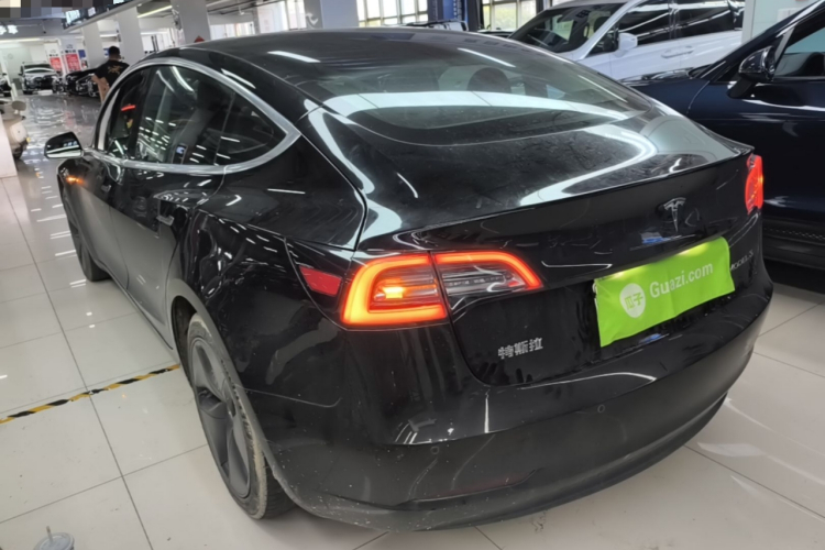 Tesla Model 3 2020 #5 Tesla Model 3 2020 immagine di auto #5
