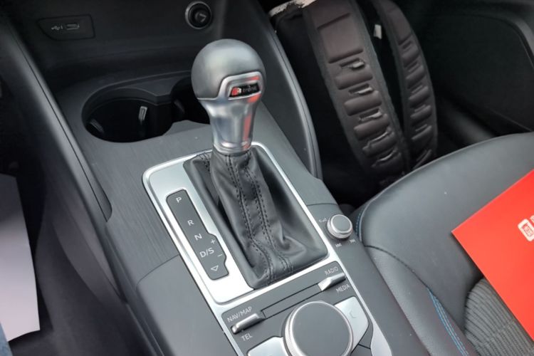 Audi A3 2020 car image #14