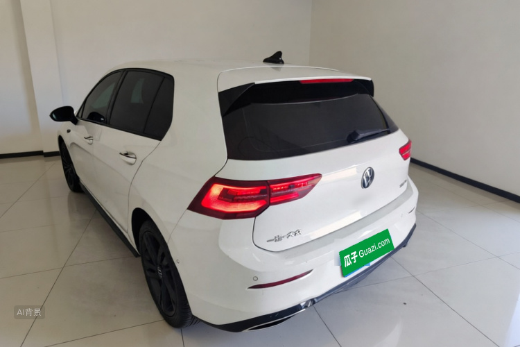 Volkswagen Golf 2021 car image #5