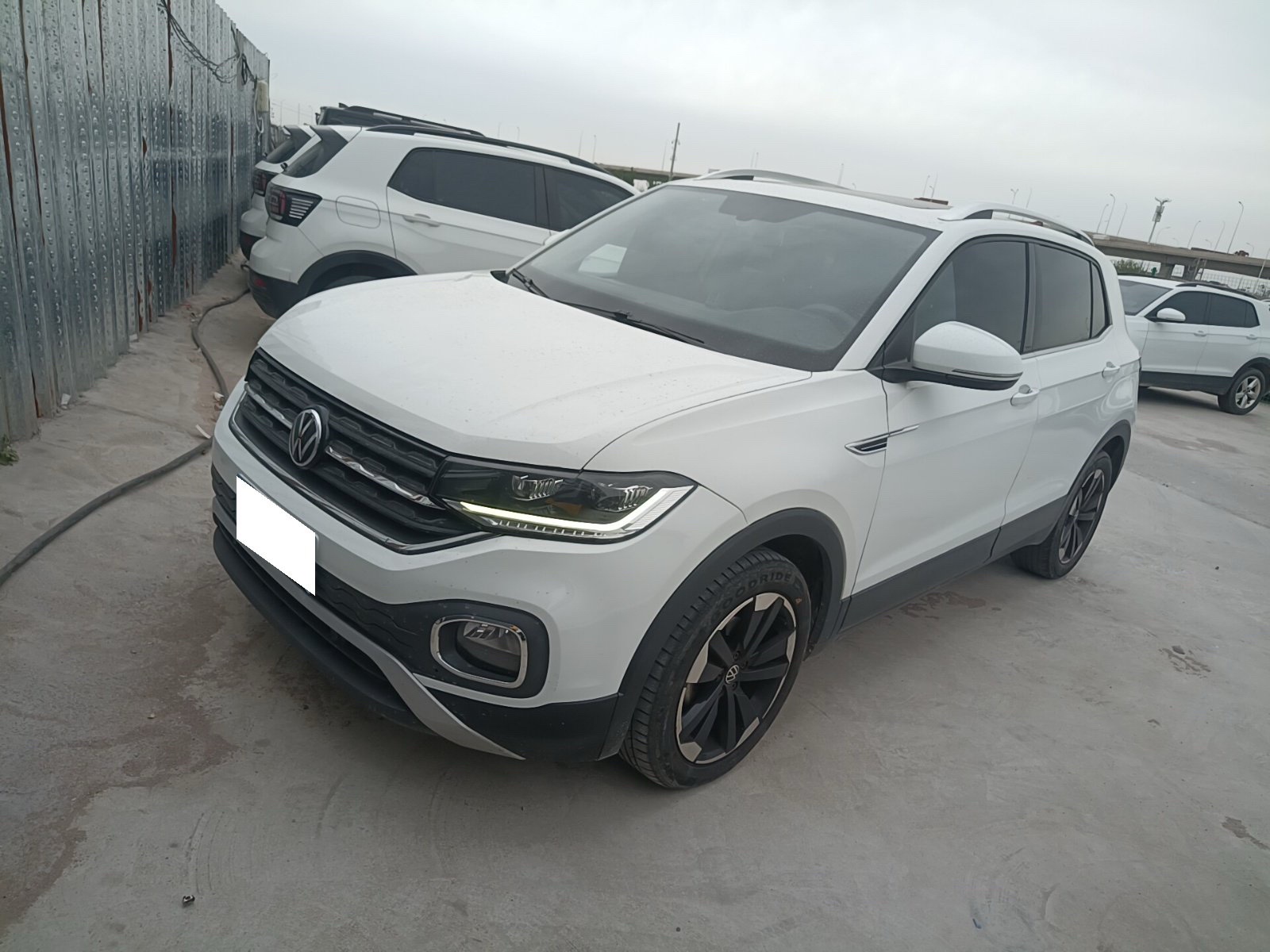 Volkswagen Tacqua 2023 Volkswagen Tacqua 2023 car image