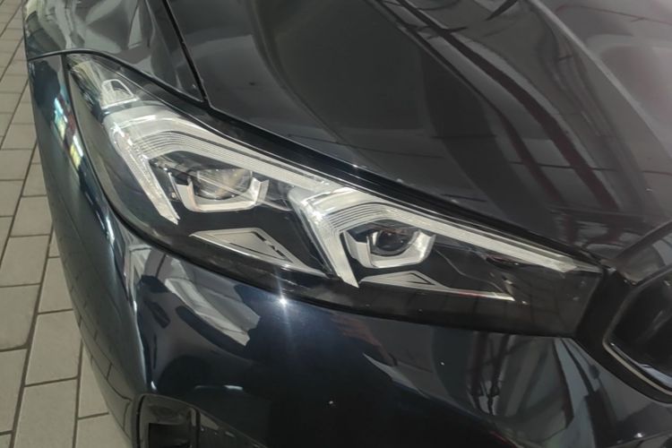 BMW 3 Series 2024 #8 BMW 3 Series 2024 car image #8