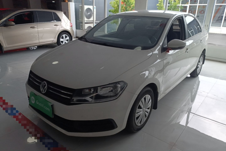 Volkswagen Santana 2018 car image #2
