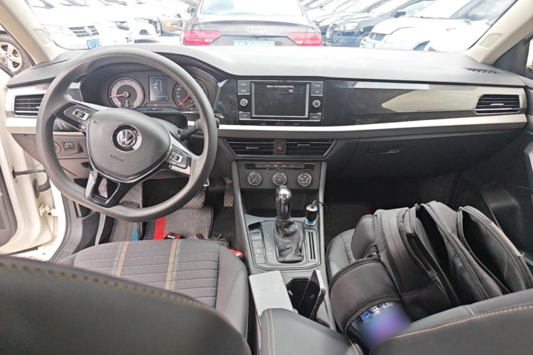 Volkswagen Lavida 2020 #10 Volkswagen Lavida 2020 car image #10
