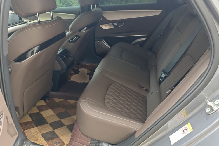 BYD Han 2023 immagine di auto #17