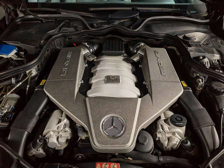 Mercedes-Benz E AMG 2008 immagine di auto #36