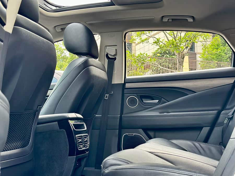 GEELY Ulion 2017 #36 GEELY Ulion 2017 immagine di auto #36