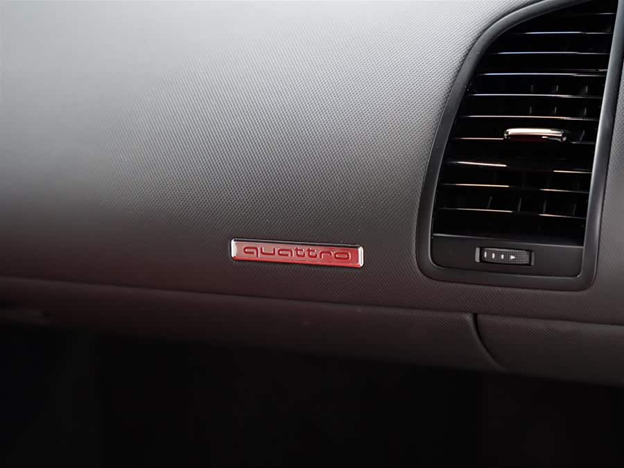 BMW 1 Series (Imported) 2016 immagine di auto #36