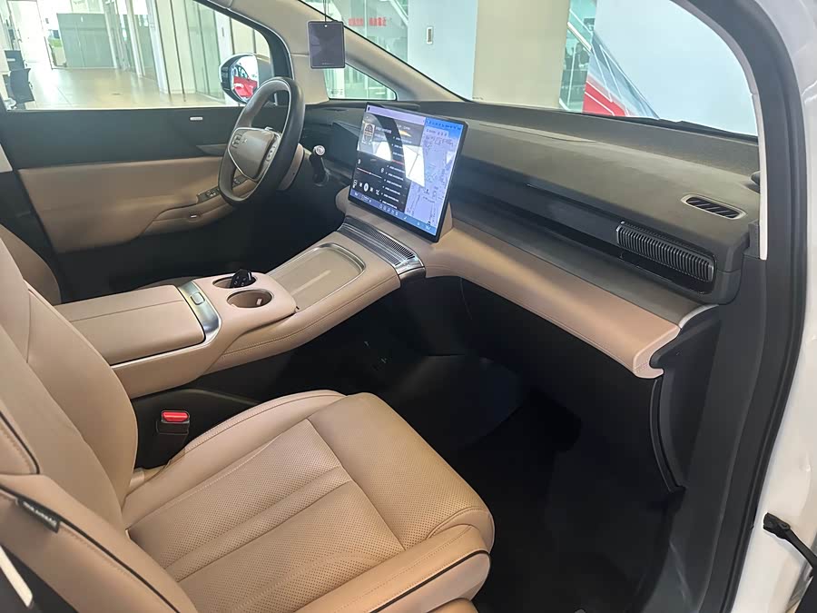 Xpeng X9 2024 imagem de carro #36