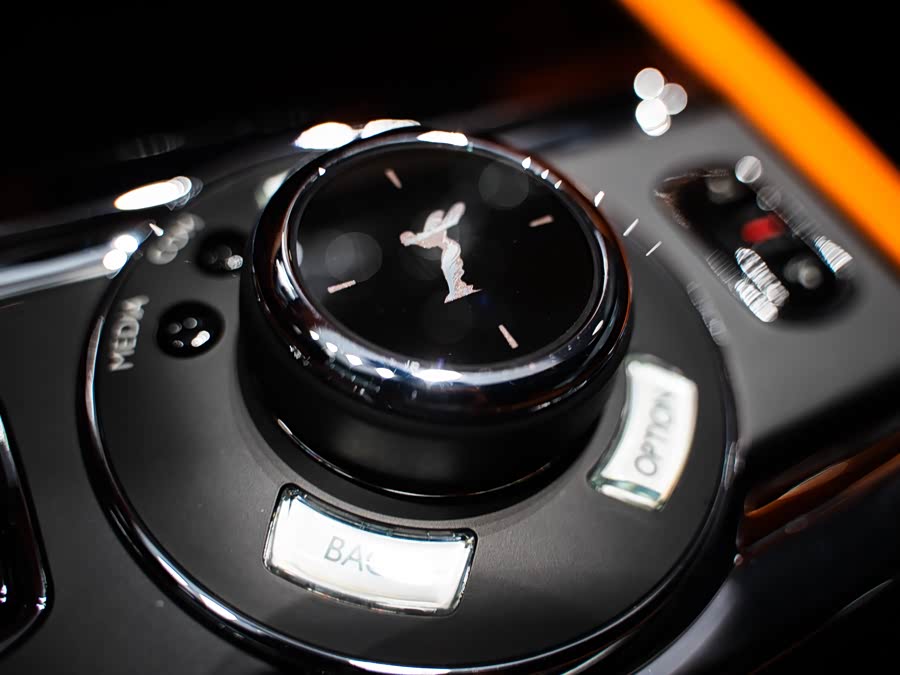 Denza Wraith 2022 #36 Denza Wraith 2022 car image #36
