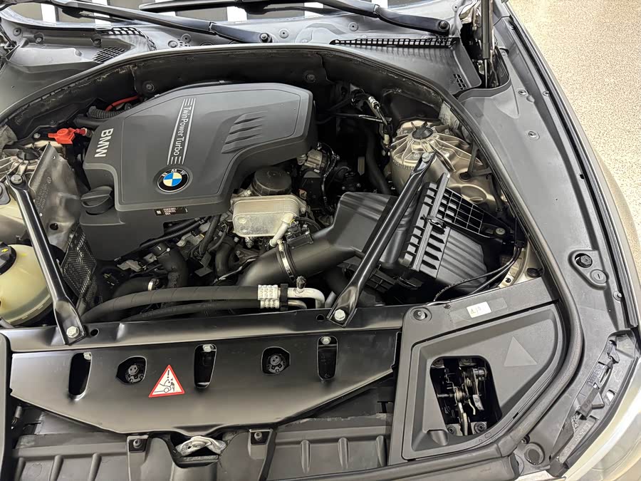 BMW 5 Series 2016 #36 BMW 5 Series 2016 car image #36