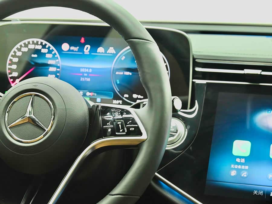 Mercedes-Benz E Class New Energy 2024 car image #36