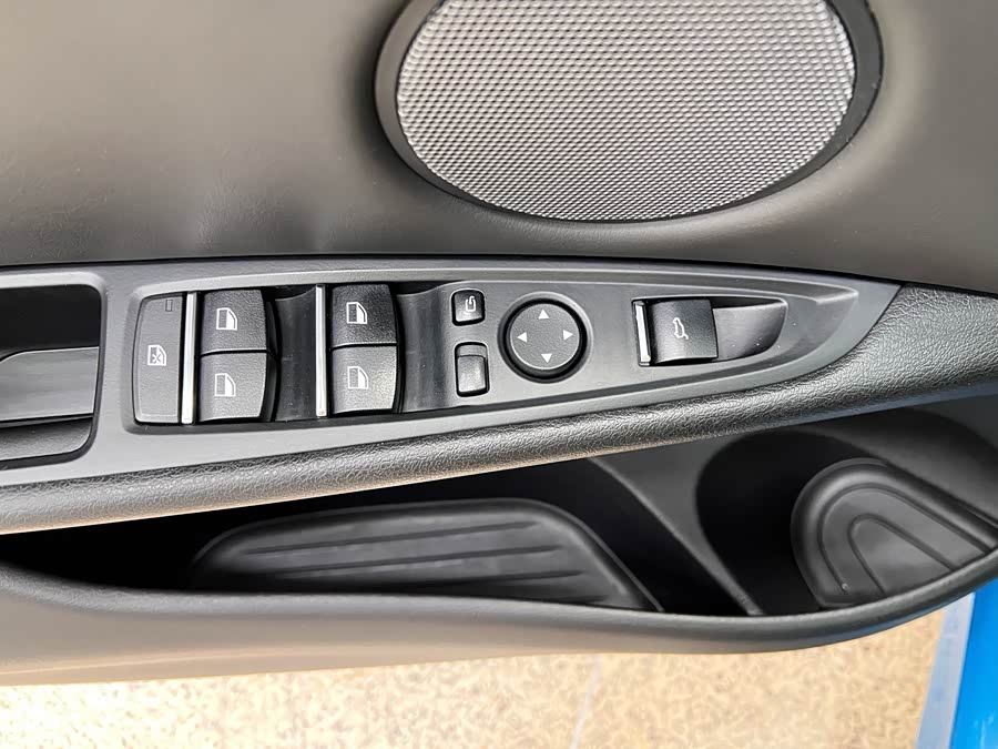 BMW X5 M 2017 #36 BMW X5 M 2017 صورة سيارة #36