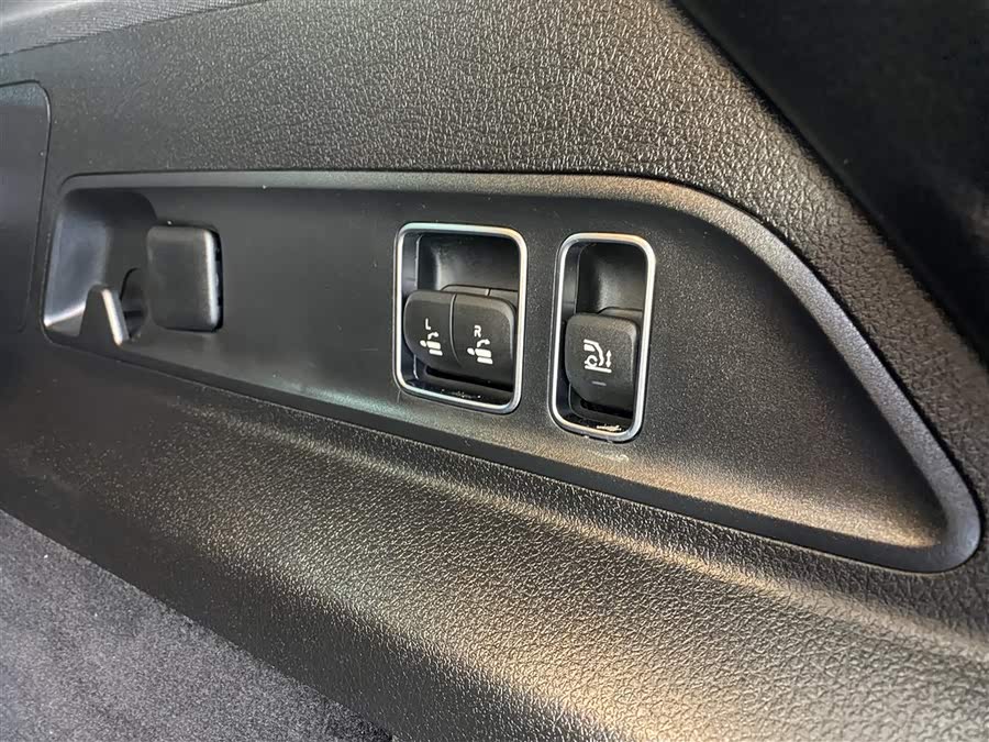 Mercedes-Benz GLE AMG 2021 immagine di auto #36