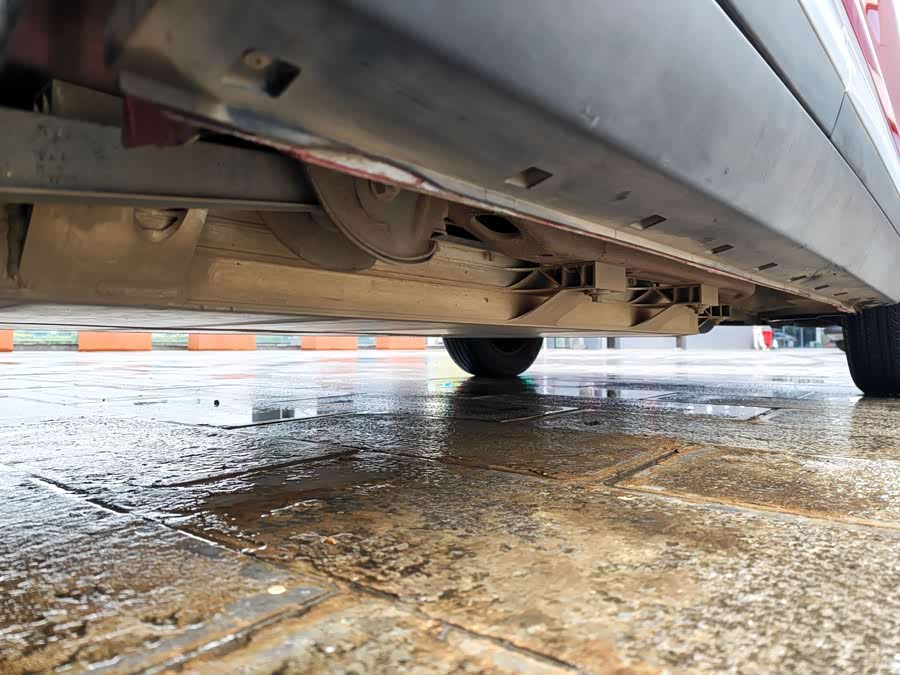 哪吒汽车 哪吒N01 2021 #36 哪吒汽车 哪吒N01 2021 汽车图片 #36