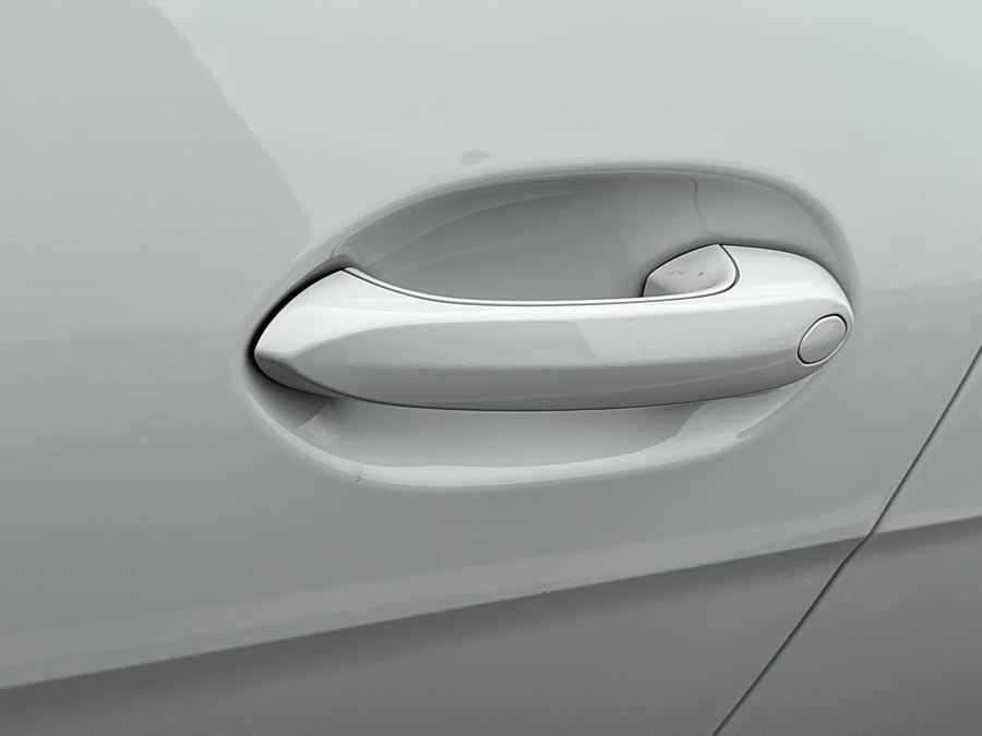 BMW 2 Series (Imported) 2024 immagine di auto #36