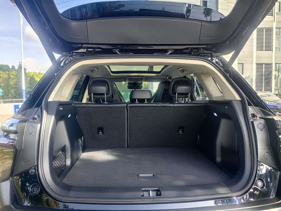 HongQi HS3 PHEV 2024 #36 HongQi HS3 PHEV 2024 car image #36