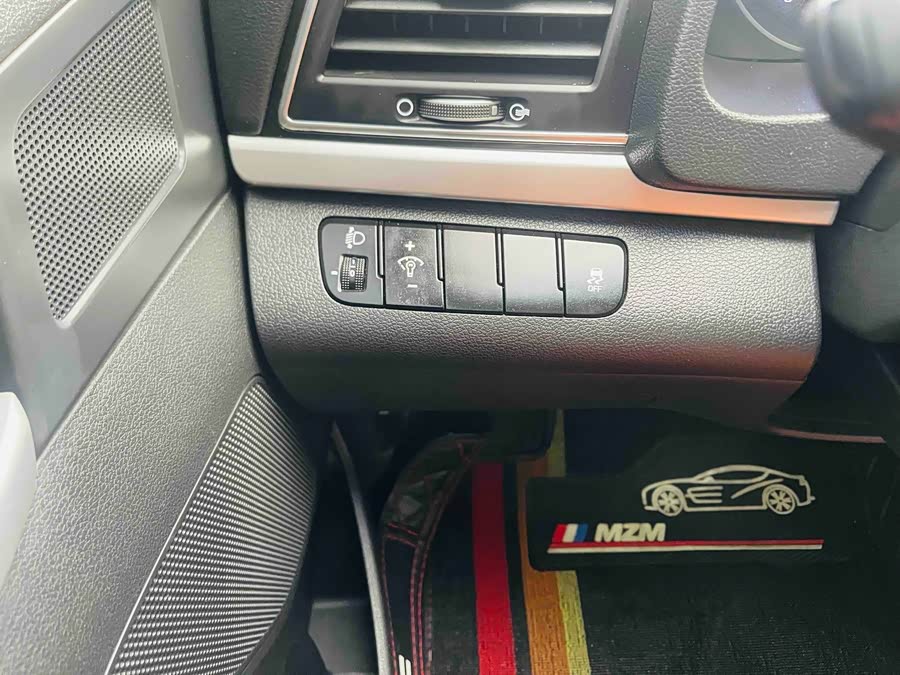 Hyundai Elantra AD 2016 car image #36