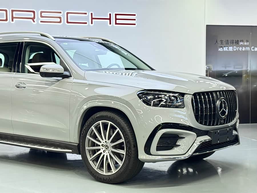 Mercedes-Benz GLS Class 2023 car image #36